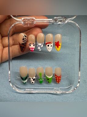 Dory Nail Pixar Press-On nails